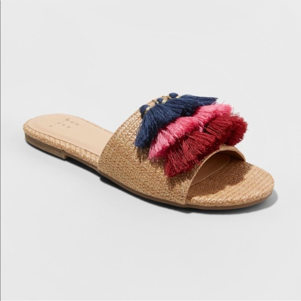 a new day Ayana Raffia Tassel Slide Sandels